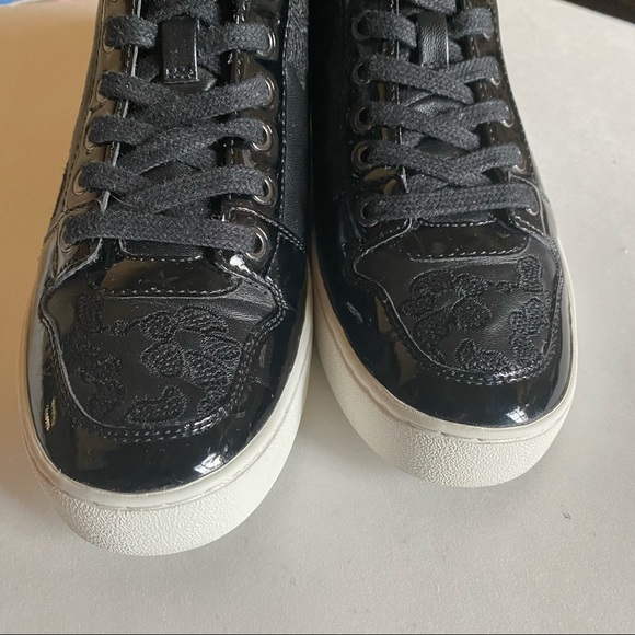 Michael Kors sneakers - Picture 7 of 11